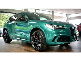 Alfa Romeo Stelvio 2.9 V6 AWD Quadrifiglio 510 pk | Carbon | | unieke kleur | | Akr