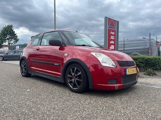 Suzuki Swift 1.3 GLS | Airco | Elektrische ramen voor | Centrale deurvergrendeling met afstandsbediening | Bluetooth