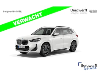 BMW X1 xDrive25e M-Sport - LED - Camera - Stoelverwarming - Spiegelpakket