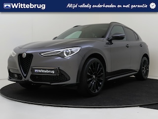 Alfa Romeo Stelvio 2.0 T AWD Veloce daptieve Cruise | Schuifkantel dak | Sportstoelen |