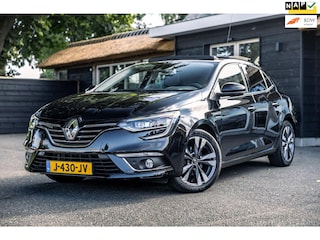 Renault Mégane 1.3 TCe GT-Line Pano Lm Automaat