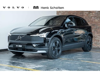 Volvo EX30 Twin Motor Performance Ultra 69 kWh | Panoramadak | Harman Kardon Premium audio | All wheel drive | Stoelverwarming | 360° parkeercamera | Parkeerverwarming | Electrische bedienbare voorstoel | Google infotainment | 19" Cross Country wielen in matt graphite/ matt black |
