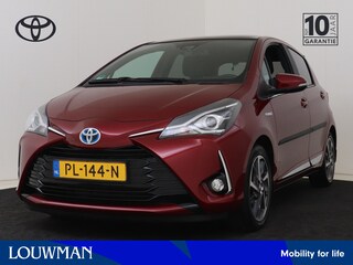 Toyota Yaris 1.5 Hybrid Premium Panoramadak I Navigatie I Climate Control I Cruise Control I Camera I Panoramadak I Afneembare Trekhaak ILOUWMAN Onderhouden I