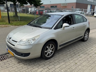 Citroën C4 1.6-16V Ligne Ambiance Airco l Cruise l Trekhaak! INRUIL KOOPJE ZO INGERUILD ZO WEG! Leuke AUTO VOOR WEINIG