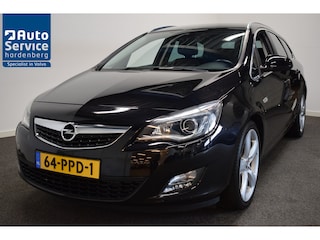 Opel Astra Sports Tourer 1.6 Turbo 180pk Sport Trekhaak 1400kg/ Xenon/ Leer/ Stoelverw./ Incl. winterset