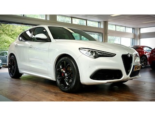 Alfa Romeo Stelvio 2.0 T AWD Super 280pk | Keyles | | Carplay | | Schakel flippers