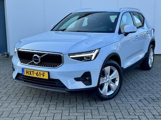 Volvo XC40 B3 | Pixel LED | Verw.stuurwiel/stoelen | Elek.verstel.voorstoelen
