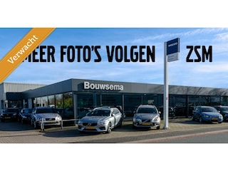 Volvo XC40 B3 | Pixel LED | Verw.stuurwiel | Elek.verstel.voorstoelen