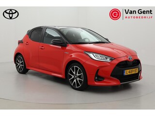 Toyota Yaris 1.5 Hybrid Launch Edition | Navigatie | Dodehoek detectie | JBL sound system | Head-up display | Stoelverwarming | Apple Carplay / Android Auto | 17 inch