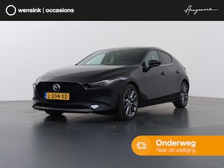 Mazda 3 2.0 e-SkyActiv-X M Hybrid 180 Luxury | Trekhaak | Navigatie | Parkeercamera 360° | Stoelverwarming | Keyless Go |