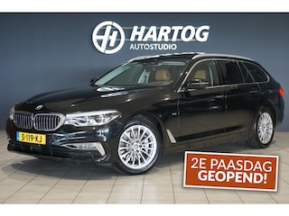 BMW 5-serie Touring 530i xDrive Executive + PANO / ADAPTIEVE DEMPING / CAMERA / DODEHOEKDETECTIE / DEALER ONDERHOUDEN