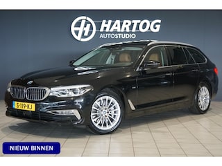BMW 5-serie Touring 530i xDrive Executive / ADAPTIEVE DEMPING / PANODAK / CAMERA / DODEHOEKDETECTIE / DEALER ONDERHOUDEN