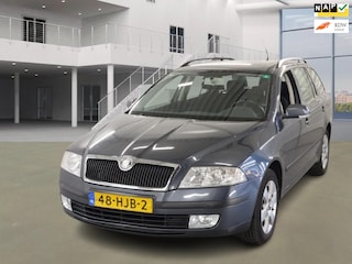 Skoda Octavia Combi 1.6 FSI Tour