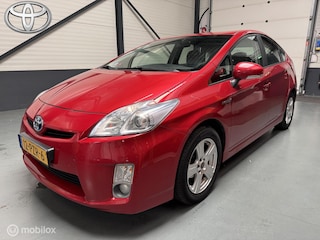 Toyota Prius 1.8 Business Navi|Dealer onderhouden!
