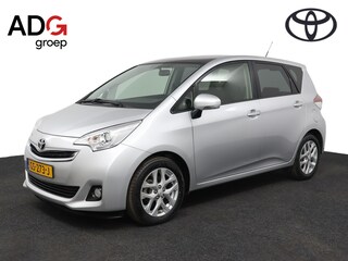 Toyota Verso-S 1.3 VVT-i Trend | Airco | Cruise Control | Achteruitrijcamera | Panoramadak | Trekhaak |