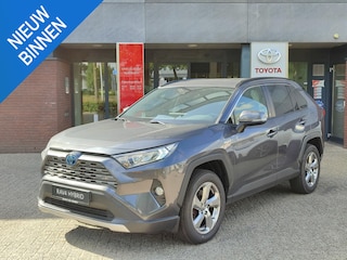 Toyota RAV4 2.5 Hybrid AWD DYNAMIC STOEL/STUURVERW BLIND SPOT KEYLESS EL-ACHTERKLEP APPLE/ANDROID 1650KG TREKGEW 18'' LM-VELGEN CAMERA