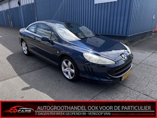 Peugeot 407 Coupé 3.0-24V Pack Leder, Clima, Navi, Cruise control, Parkeersensoren Bij de verkoop van gebruikte voertuigen door CD-Cars wordt geen standaard garantie verstrekt. De koper aanvaardt het voertuig in de staat waarin het zich bevindt op het moment van aankoop, Vo