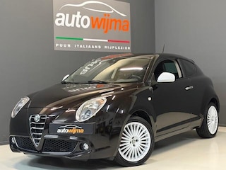 Alfa Romeo Mito 1.4 Junior Climate control, 17Inch l.m. velgen, Stoelverwarming, PDC