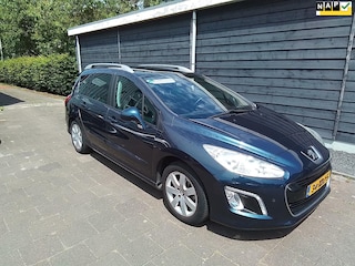 Peugeot 308 SW 1.6 VTi Active Zeer lux,s Airco/Trekhaak Paneramadak Led verlichting