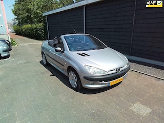 Peugeot 206 CC 1.6-16V Automaat 1.6 16v Zeer Airco ECC