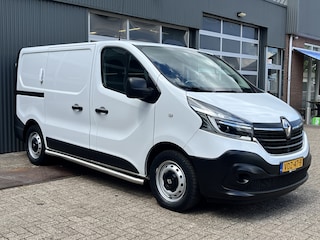 Renault Trafic 1.6 dCi L1H1 2x Schuifdeur Kastinrichting Airco Cruise controle Kastinrichting 3-Persoons Telefoonverbinding Parkeersensoren achter Sitebars 1e eigenaar Euro 6 Dealer onderhouden