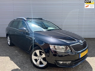 Skoda Octavia Combi 1.4 TSI Greentech Elegance|Navi|Airco|Cruise|Panodak|