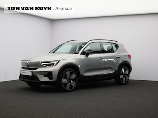 Volvo EX40 Single Motor Extended Range Plus 82 kWh / Trekhaak / Stoel- & Stuurwielverwarming / BLIS / Elek. verstelbare stoelen / Pilot Assist / 20'' / Achteruitrijcamera