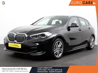 BMW 118i M-Sport Climate Control Adeptive cruise control Stoelverwarming LED Parkeersensoren Apple carplay / Andriod auto