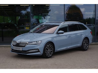 Skoda Superb Combi 1.4 TSI iV Laurin & Klement 218 PK PHEV, Leder, Panoramadak, Trekhaak, DCC,