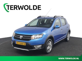 Dacia Sandero 0.9 TCe Stepway Lauréate | Origineel Nederlands | Trekhaak | Navigatie | Parkeersensoren achter | Cruise Control | Airco | Multimedia systeem | Elektrisch bedienbare ramen | Centrale deurvergrendeling |