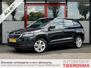 Skoda Karoq 1.5 TSI ACT Business Edition | Trekhaak (wegklapbaar) | Camera | Navigatie | Adaptieve Cruise Control | Climate Control | LED Koplampen | Metallic Lak | Origineel Nederlands | 2e Eigenaar | NAP |