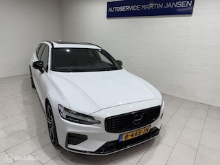 Volvo V60 2.0 T5 R-Design Car-Play