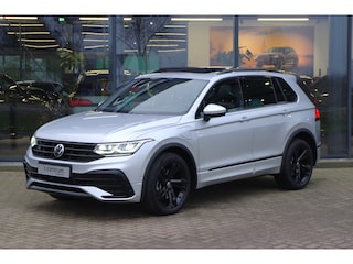 Volkswagen Tiguan 1.4 TSI eHybrid 245 PK R-Line BNS+ PHEV, Leder, Panoramadak, Groot-Navigatie, 360 Camera