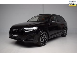Audi Q7 55 TFSI e quattro S-LINE PANORAMADAK / ADAPT.CRUISE / 22INCH / LEER / SFEERVERLICHTING / 360CAMERA / CARPLAY