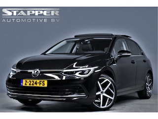 Volkswagen Golf 1.5 eTSI 150pk Style Automaat Pano/Carplay/Alcantara/Keyless/Massage/Navi/Led/Pdc/Lmv18’’