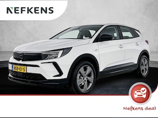 Opel Grandland SUV GS 130 pk Automaat | Navigatie | Achteruitrijcamera | Parkeersensoren Voor en Achter | Verwarmde Comfortstoelen | LED Koplampen | Dodehoek Detectie | Climate Control | Adaptieve Cruise Control | 18" Lichtmetalen Velgen | Apple Carplay/Android Auto |