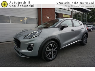Ford Puma 1.0 EcoBoost Hybrid Titanium AUTOMAAT LUXE! DEC. 2021 APPLE CARPLAY - ANDROID - CAMERA - PDC V+A - LED - STOELVERWARMING - STUURVERWARMING - VOORRUITVERWARMING - PARKEERHULP - DAB+ - 17 INCH LMV - NAVI - RIJSTROOKSENSOR