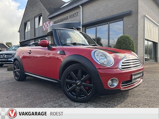 Mini Cooper Cabrio 1.6 Parkeersensoren / Stoelverwarming / Youngtimer