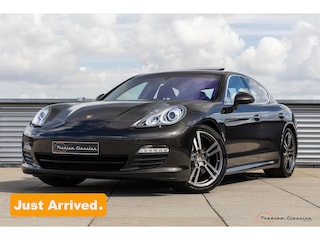 Porsche Panamera 4.8 S | 70.000KM | Sunroof | BOSE | Sport Chrono | Rearview Camera
