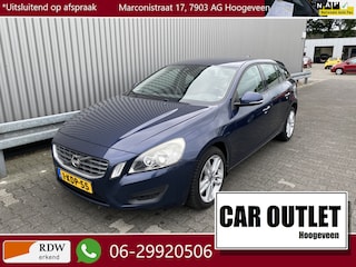 Volvo V60 1.6 D2 Kinetic 2e Eignr, Clima, Navi, CC, PDC, LM, Afn.Trekh, z.g.a.n. APK – Inruil Mogelijk –