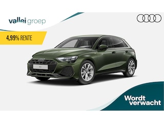 Audi A3 Sportback 30 TFSI 116 PK S edition | Glazen Panoramadak | Lichtpakket Pro ambient Light | Warmtewerend glas donker getint | Assis.pak driving+parking plus |