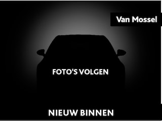 Renault Clio 0.9 TCe 90Pk Limited | Navigatie | Airco | Cruise Control | Parkeersensoren Achter | Lichtmetalen Velgen | Privacy Glass | Bluetooth | Middenarmsteun |