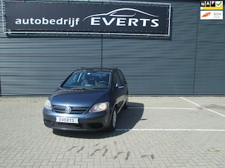 Volkswagen Golf Plus 1.6 FSI Comfortline Apk 03-09-2026 onderhouden met boekjes rijd perfect scherpe meeneem prijs zoals ingeruild