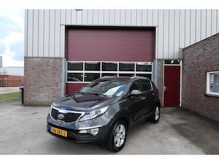 Kia Sportage 2.0 Super Pack, Trekhaak, Zeer netjes, Camera, Navi, PDC, Leder,Stoelverw. voor en acht. Rijklaarprijs incl. garantie