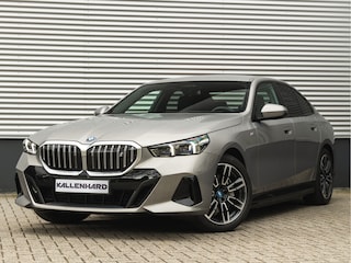 BMW i5 xDrive40 M-Sport - Onderstel Prof - Trekhaak - Bowers & Wilkins - Driving Ass Prof