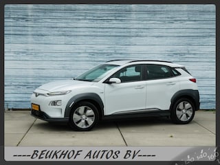 Hyundai Kona EV Comfort 64 kWh Navigatie Cruise