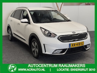 Kia Niro 1.6 GDi Hybrid First Edition STOF/LEDER NAVIGATIE CRUISE CONTROL CLIMATE CONTROL APPLE CARPLAY/ANDROID RIJSTROOKSENSOREN ACHTERUITRIJCAMERA AFNEEMBARE TREKHAAK ZEER MOOI !! 3010