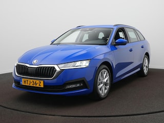 Skoda Octavia Combi 1.4 TSI iV PHEV Business Edition / Cruise / Clima / Sensoren Achter