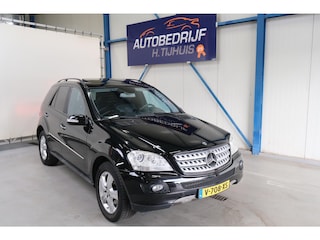 Mercedes-Benz M-klasse 320 CDI 4MATIC - Luchtvering, Navi, Schuifdak, Trekhaak, Grijs kenteken.