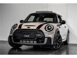 Mini Mini 2.0 F1 Aut. | JCW-Trim | Navigatie | Panorama | Lounge Leder | H&K | ACC | Head-Up | Camera | 18"LM | Rooftop Grey